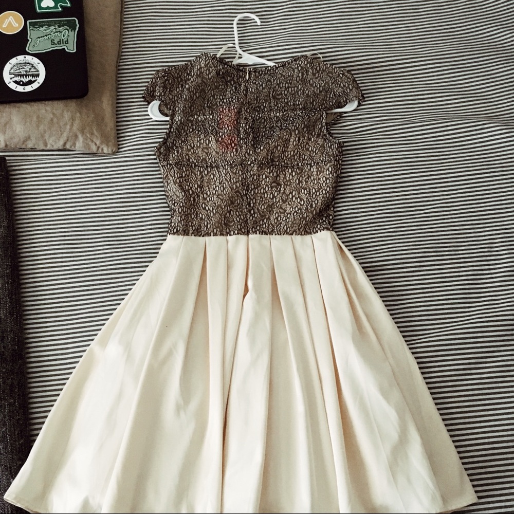ModCloth Dress - Picture 3 of 7